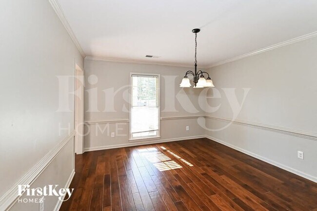 Building Photo - 1217 Pin Pointe Dr