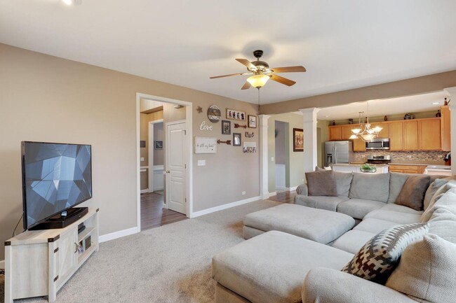 Building Photo - 11855 Presley Cir