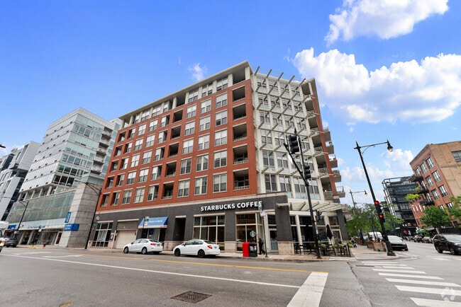 Building Photo - 1001 W Madison St