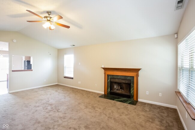 Foto del edificio - 2810 Braxton Dr