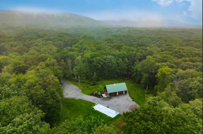 Foto del edificio - 65 Poco Cir