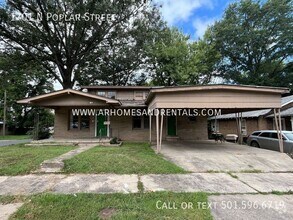 Building Photo - 1701 N Poplar St
