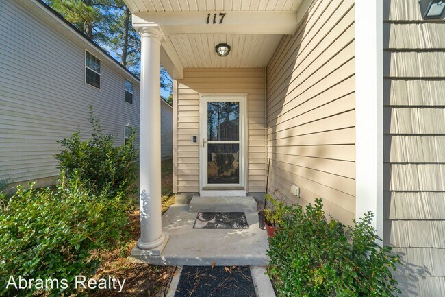 Building Photo - 4 br, 3 bath House - 117 N. Budding Avenue