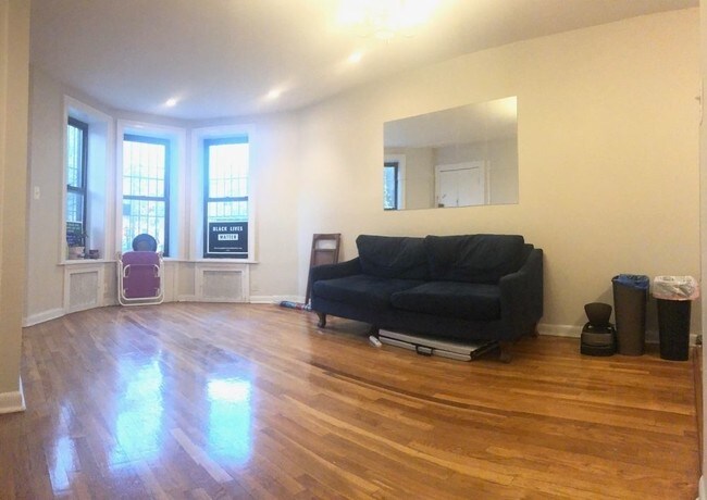 Building Photo - 618 Eastern Pkwy