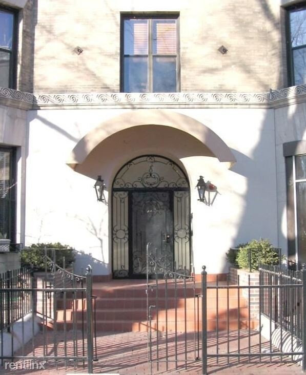 Building Photo - 371 Commonwealth Avenue
