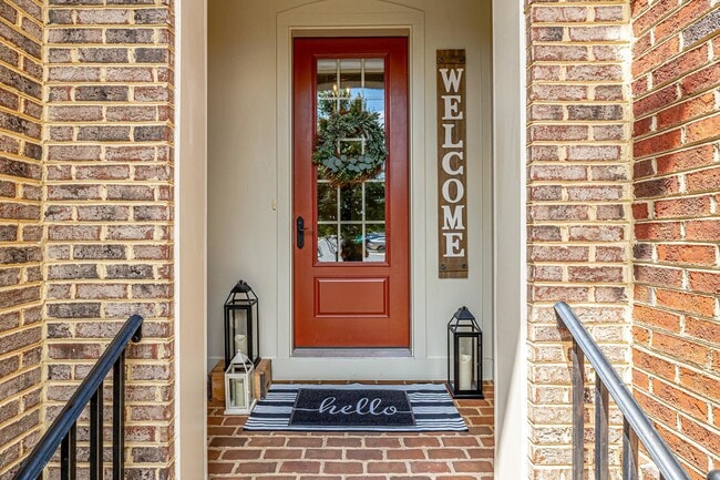Building Photo - 42544 Dreamweaver Dr