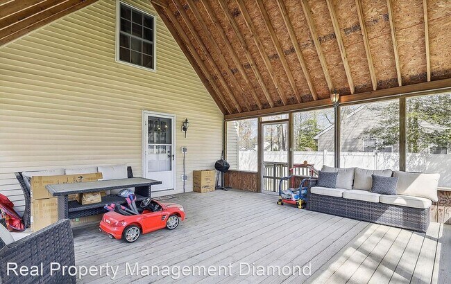 Building Photo - 4 br, 2 bath House - 32341 Robin Hoods Loop