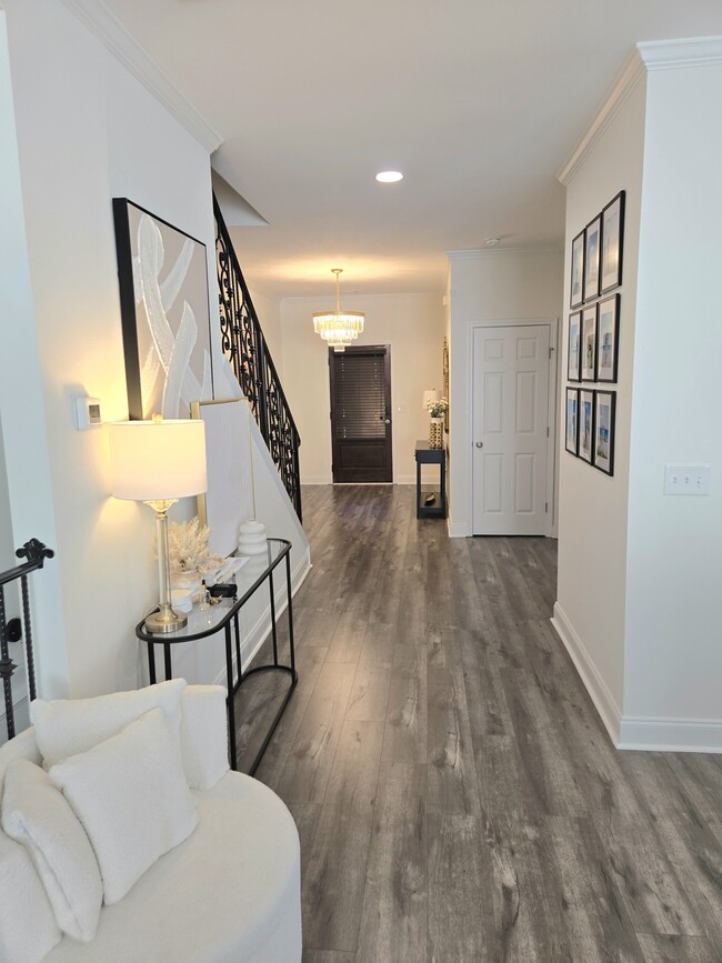 Foto del edificio - 211 Jackson Pl NW