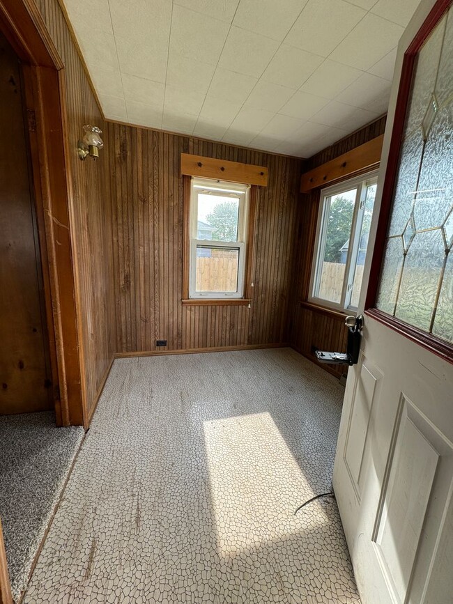 Building Photo - Spacious 3 Bedroom Home in Tilton, IL.