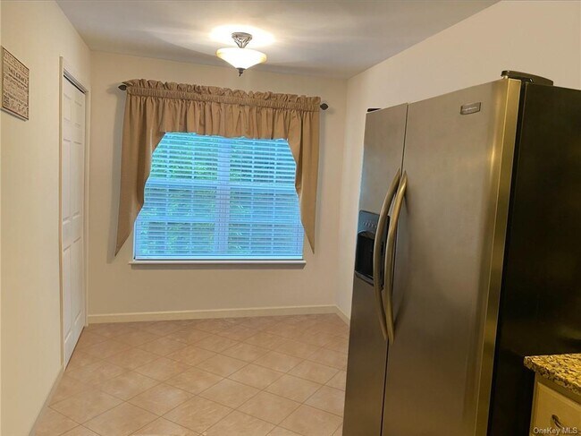 Foto del edificio - 130 Delafield Ln