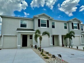 Building Photo - 1841 Pleasant Maple Ct