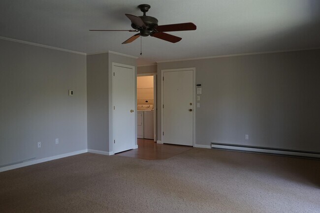 Building Photo - 50 Blueberry Ln