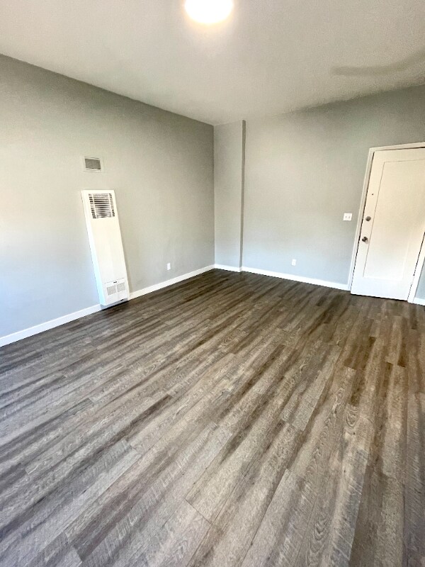 Foto del edificio - 1140 E Elk Ave