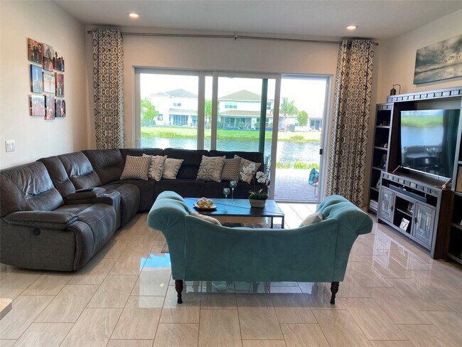 Foto del edificio - 9623 Brook Isles Ave