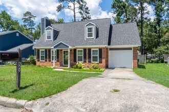 Building Photo - 329 Lamplighter Ln