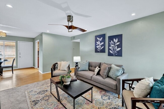 Photo - 10536 Stone Canyon Rd Apartment