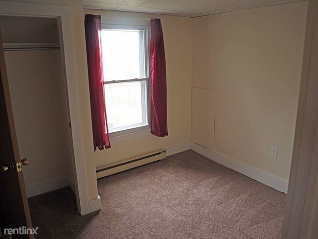 Building Photo - 1553 Coddington Rd