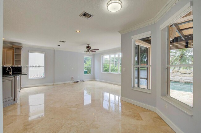 Foto del edificio - 16220 SW 21st St