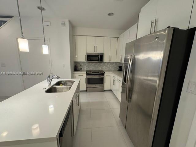Foto del edificio - 2641 NE 212th Terrace
