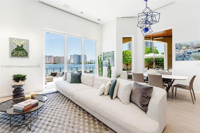 Foto del edificio - 3916 Island Estates Dr