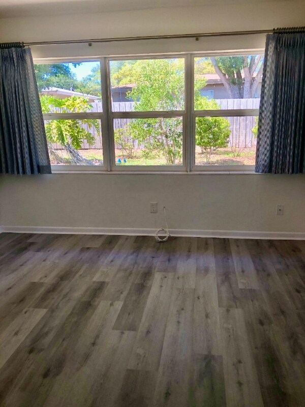 1416 Jeffords St, Clearwater, FL 33756 Room for Rent in Clearwater