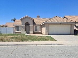 Building Photo - 1260 Ave Rosa Mundi