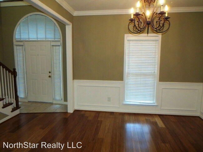 Building Photo - 4 br, 2.5 bath House - 5936 Lake Cyrus Drive