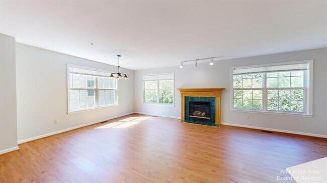Foto del edificio - 2813 Barclay Wy
