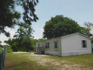 Primary Photo - 3 bedroom in Clewiston FL 33440
