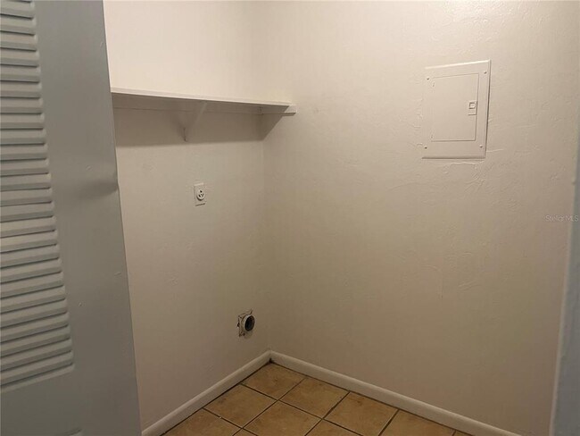 Foto del edificio - 6103 NW 23rd Terrace