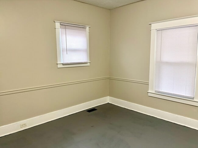 Building Photo - 1234 Vim Dr