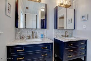 Foto del edificio - 1010 Carolina Beach Ave N