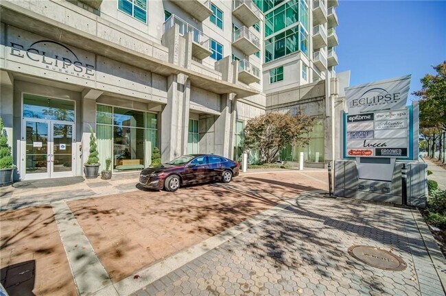 Building Photo - 250 Pharr Rd NE
