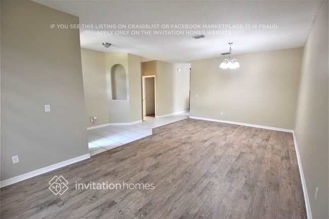 Building Photo - 866 Cherry Valley Way