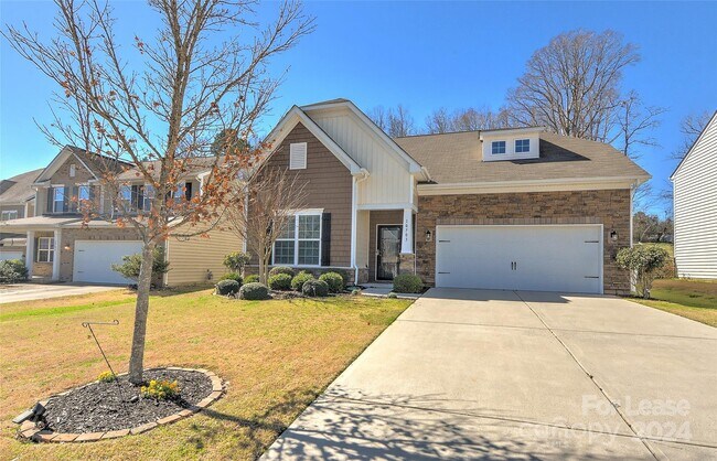 Building Photo - 10703 Sapphire Trail