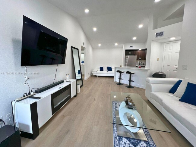 Foto del edificio - 12870 Vista Isles Dr