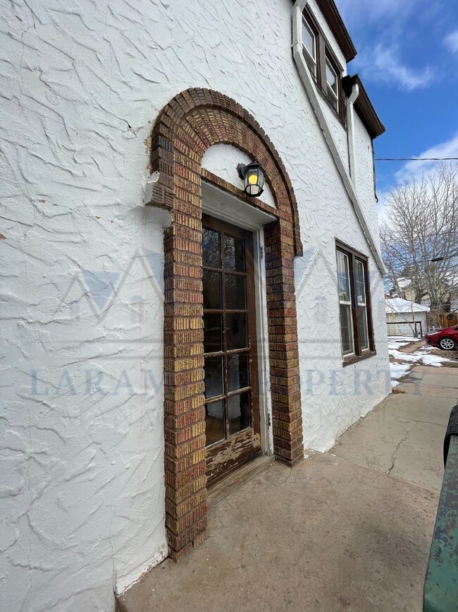 Foto del edificio - Cozy 1 Bed, 1 Bath in Laramie, WY