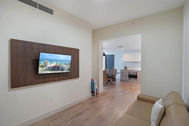 Foto del edificio - 209 N Ocean Dr