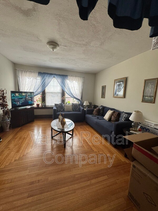 Foto del edificio - 329 Beech St