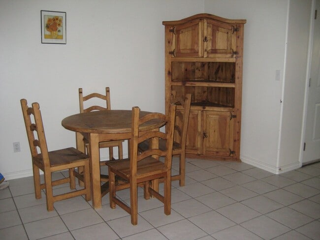 Building Photo - 147