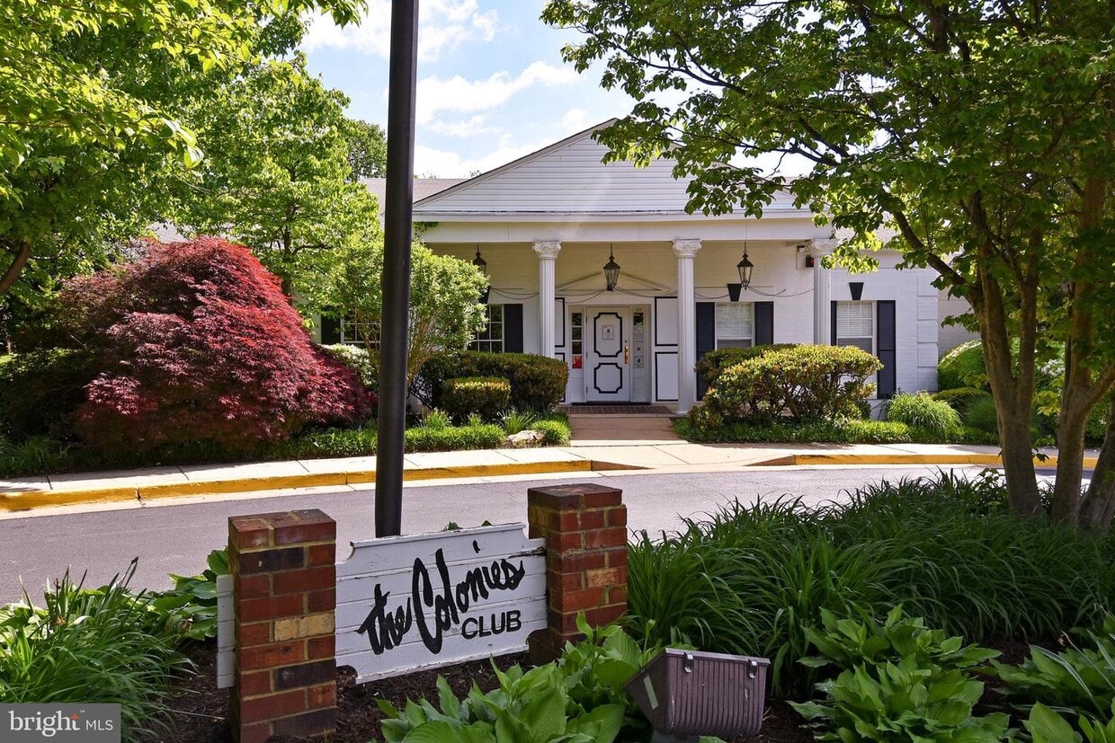 7720 Tremayne Pl Unit 211, McLean, VA 22102 Room for Rent in McLean