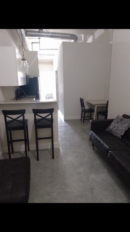 Foto del edificio - 124 E Trenton St