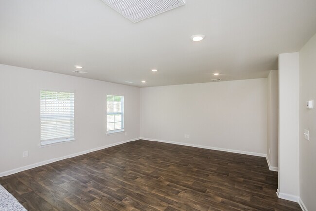 Building Photo - Come tour this beautiful home today!