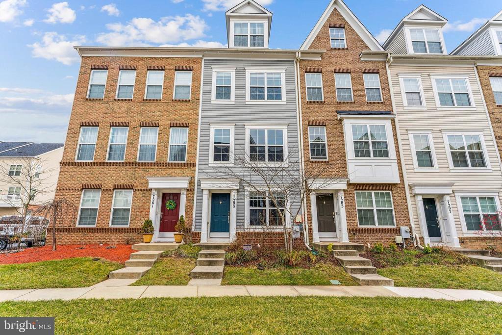 Foto principal - 7203 Silver Thorn Way