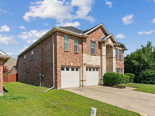 Foto del edificio - 13287 Fowler Dr