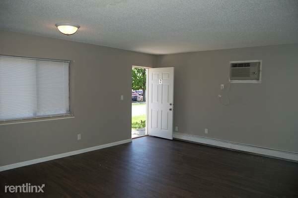 Foto del edificio - 3 br, 1 bath  - 961 Miller Ave Apt 2