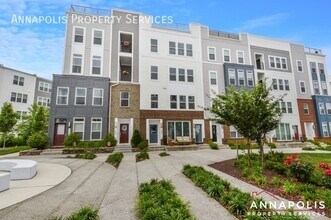 Building Photo - 122 Lejeune Way