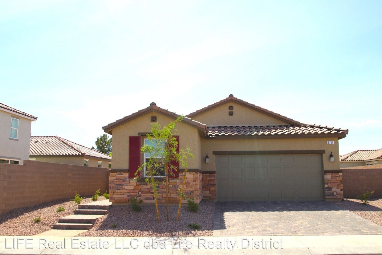 Primary Photo - 4 br, 2 bath House - 8765 Crestwood Hills St.