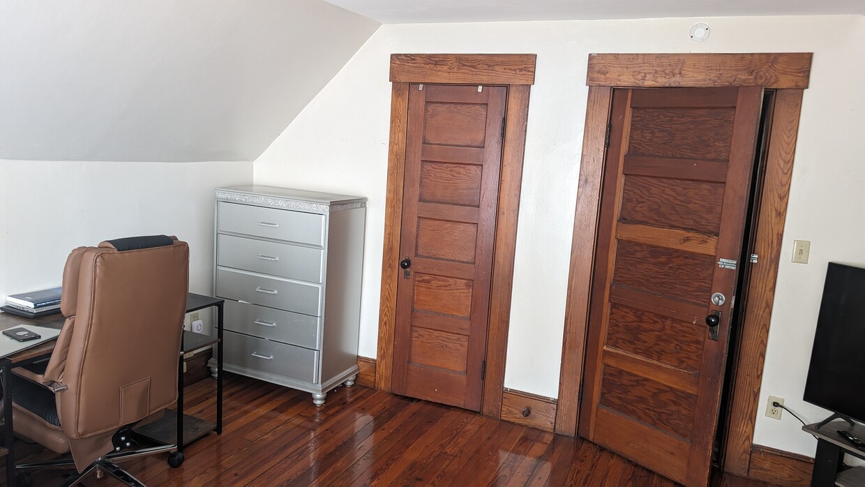 Foto principal - 124 Foster St