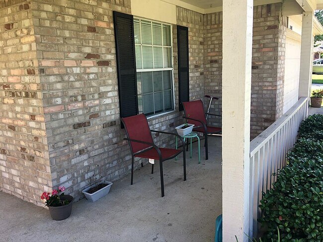 Building Photo - 3503 Pheasant Ln